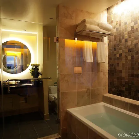 Miyako Hybrid Hotel Torrance Exterior photo
