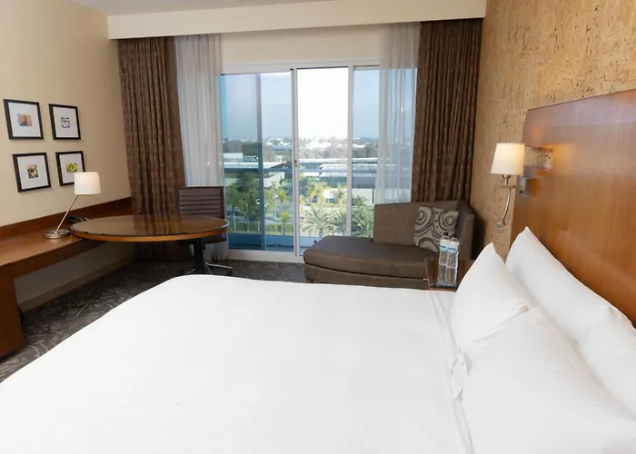 Miyako Hybrid Hotel Torrance